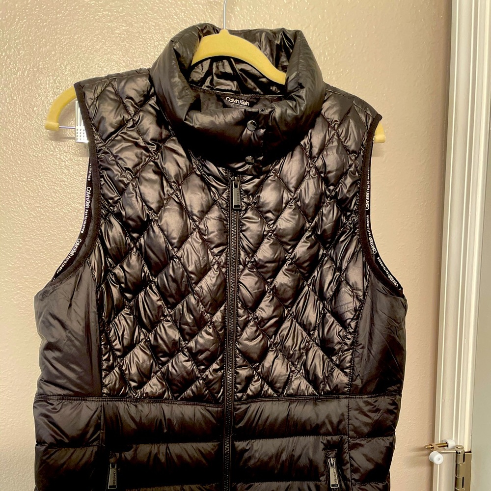 Calvin Klein puffy vest - like new!